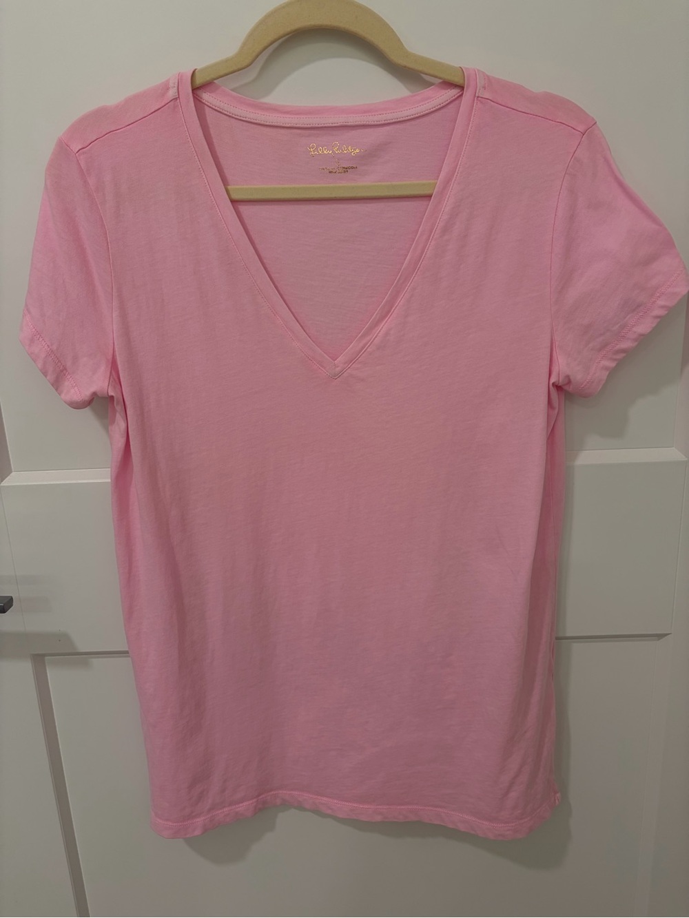 Like new!  Lilly Pulitzer Soft Pink V-Neck Short Sleeve Tee